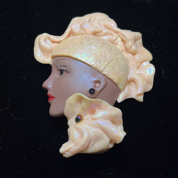 Vintage Head Brooch/Pin/Pendant - Picture 9 of 17